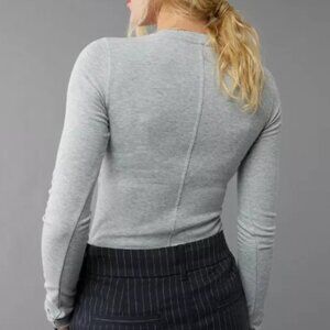 Heather gray NWT AE American Eagle Cozy Up Long-Sleeve Layering T-Shirt